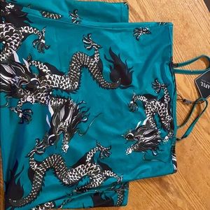 Zaful’s Dragon Print Oriental Mini Dress